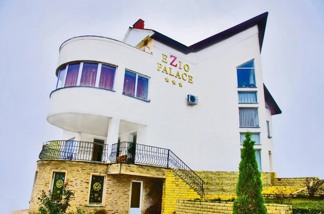 Hotel Ezio Chişinau Exteriör bild