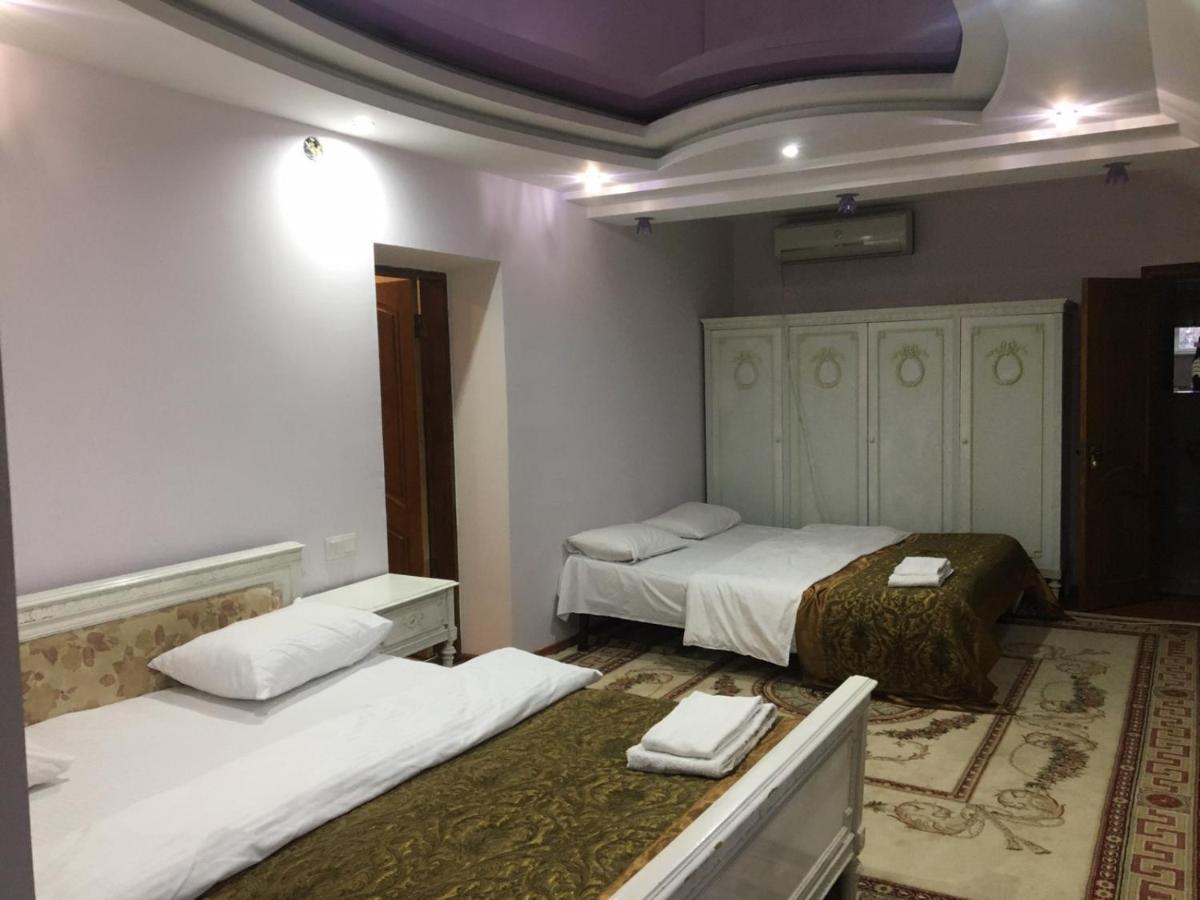 Hotel Ezio Chişinau Exteriör bild