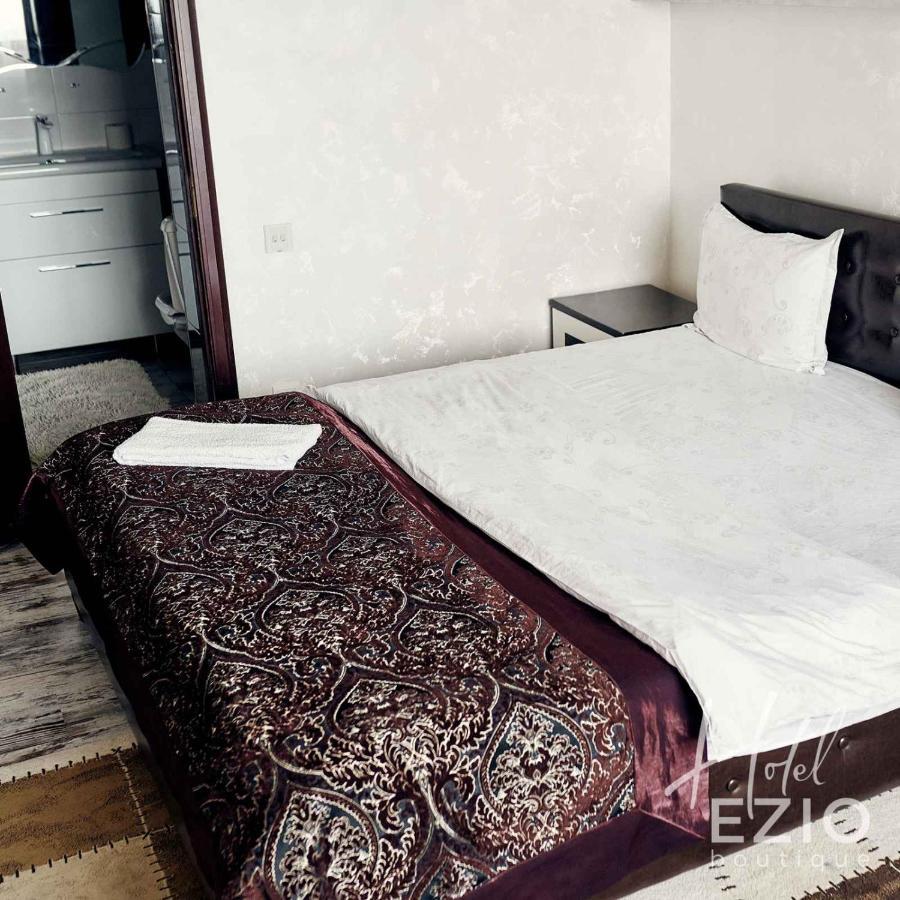Hotel Ezio Chişinau Exteriör bild