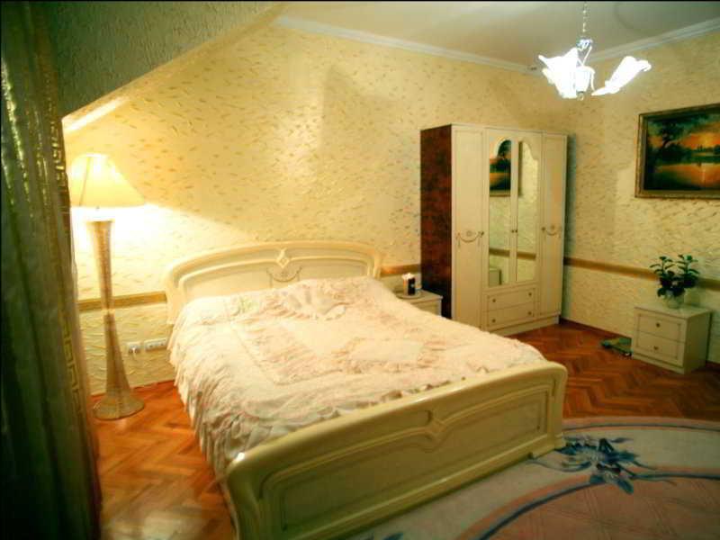 Hotel Ezio Chişinau Exteriör bild