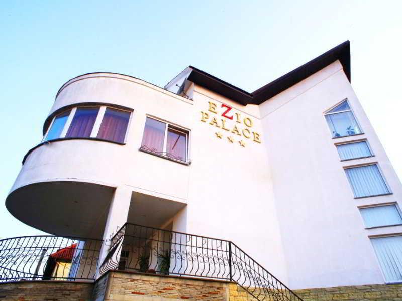 Hotel Ezio Chişinau Exteriör bild